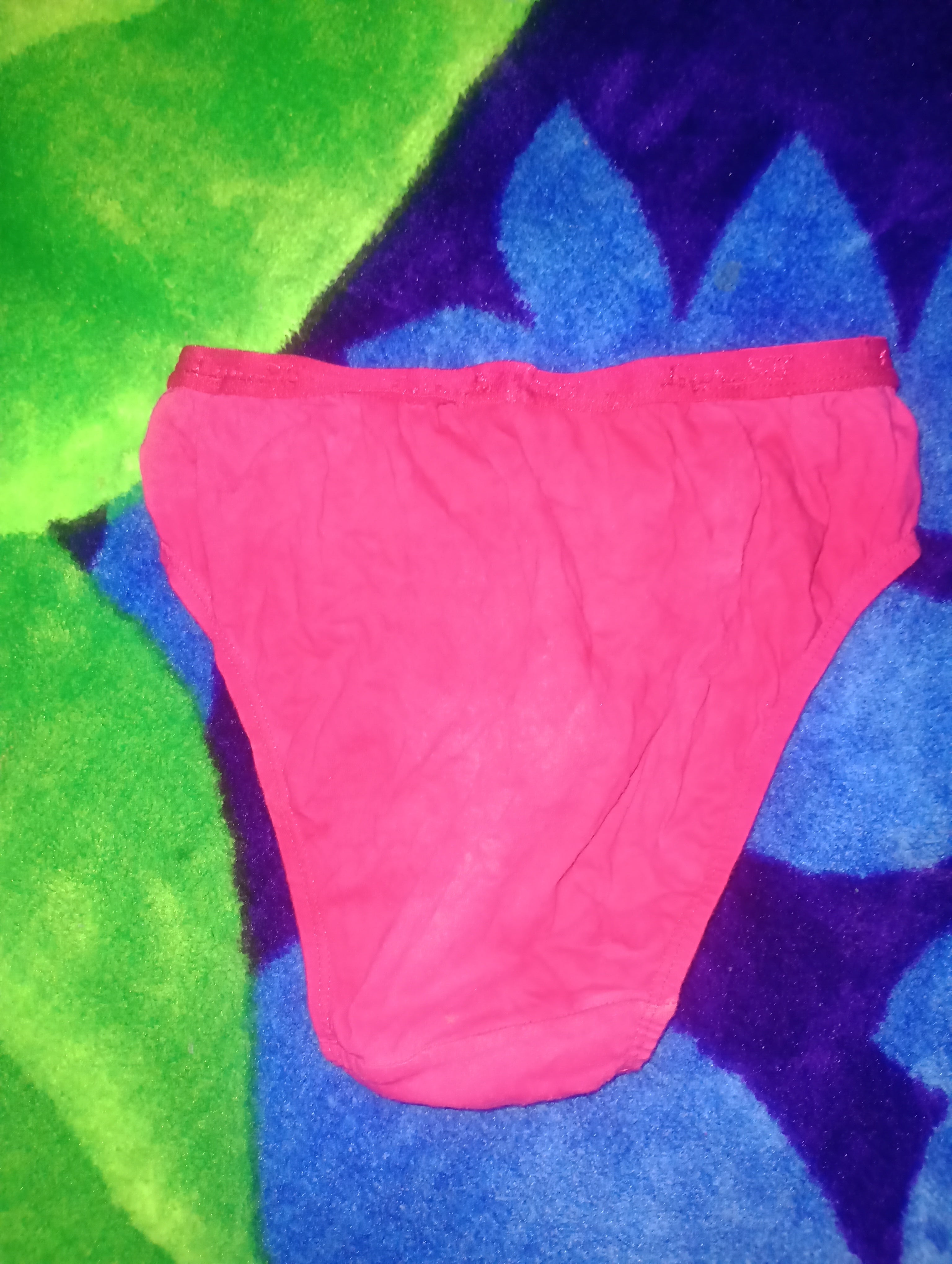 Used Woman pink painty